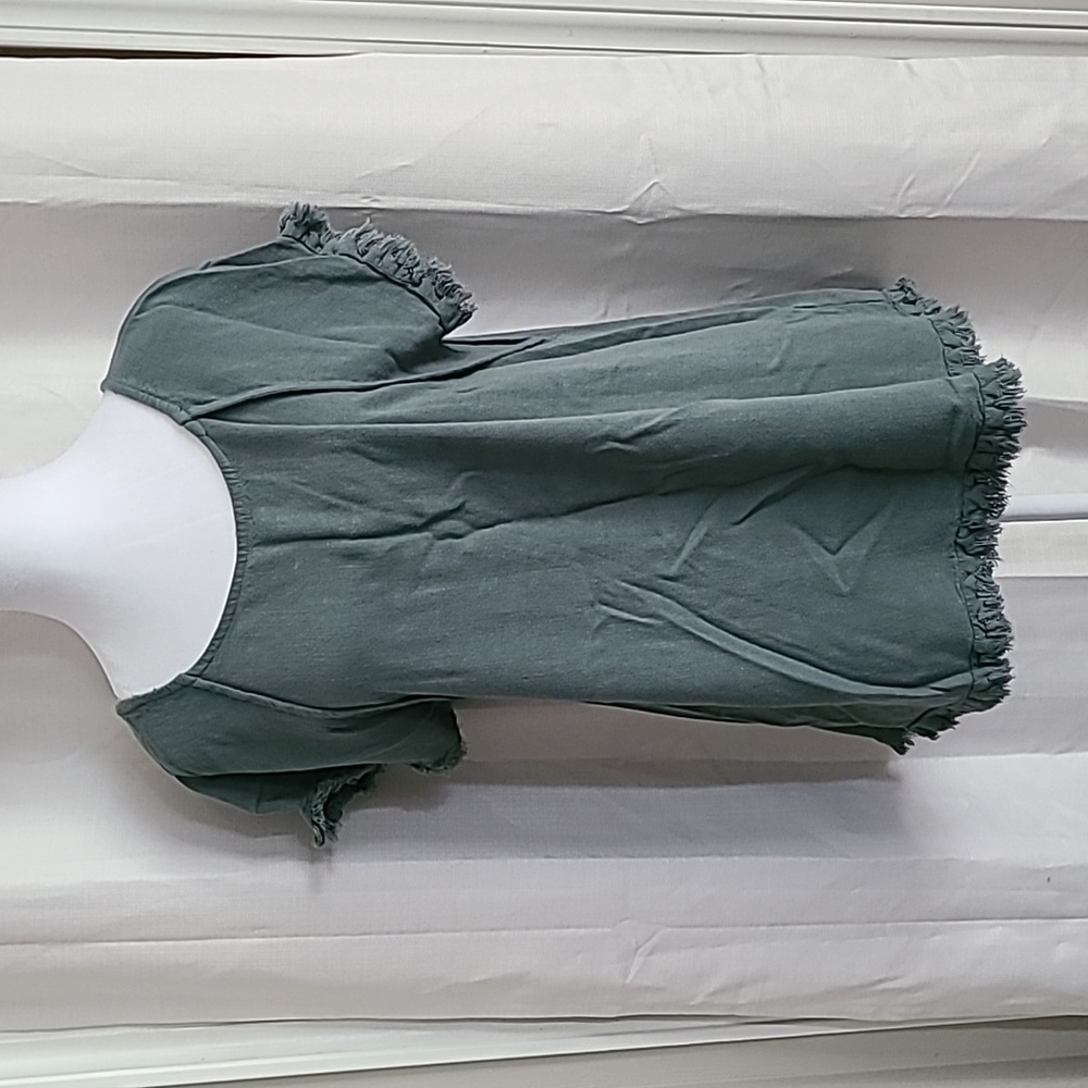 Umgee Sea Foam Green Tee Blouse. Size S.